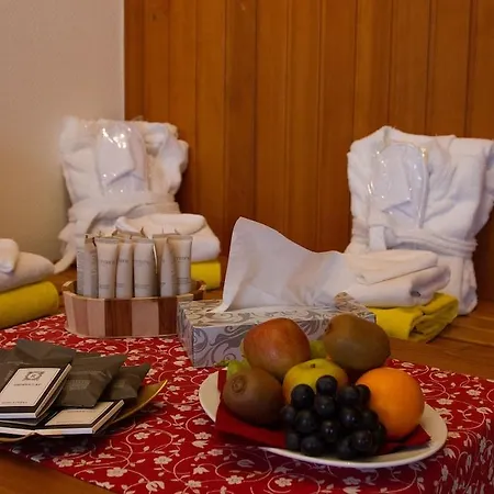 Exquisit Szálloda 4*