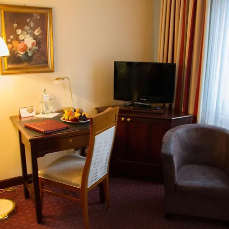 Exquisit Hotel Munich