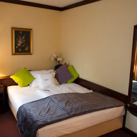 Exquisit Hotel Munich